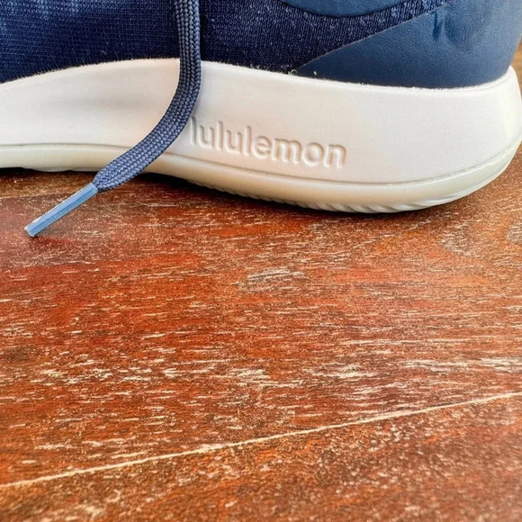 Lululemon Women’s Blue Strong feel Trainers Shoes Size 8 - Picture 7 of 12